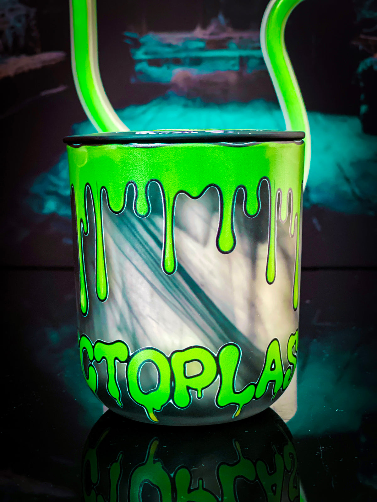 Ectoplasm Slime Candle | Spooky Atmospheric Gourmand