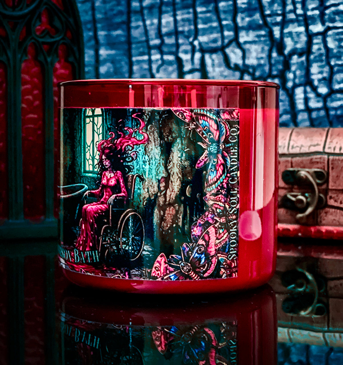 Crimson Bath | An Atmospheric Gothic Candle