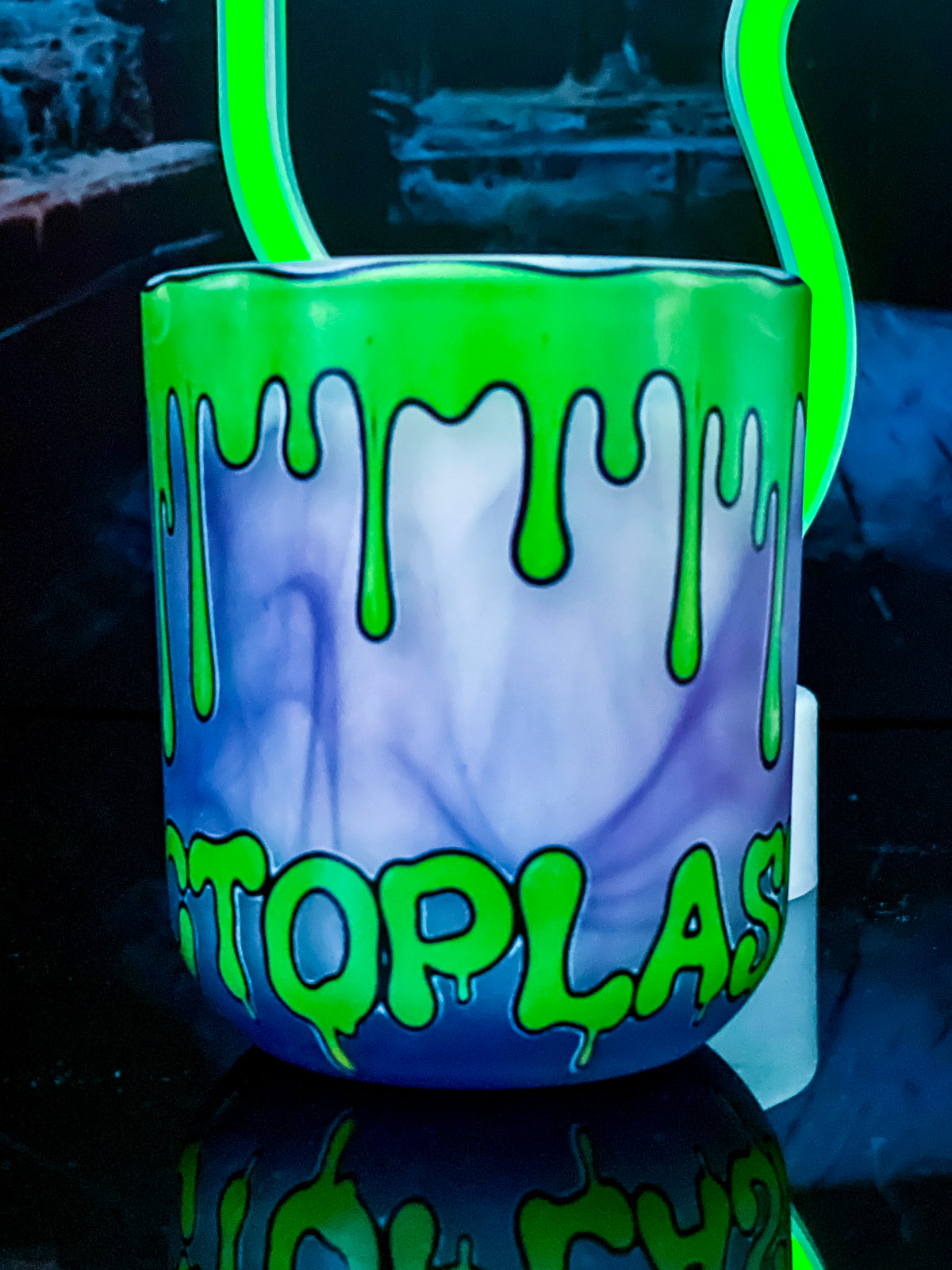 Ectoplasm Slime Candle | Spooky Atmospheric Gourmand