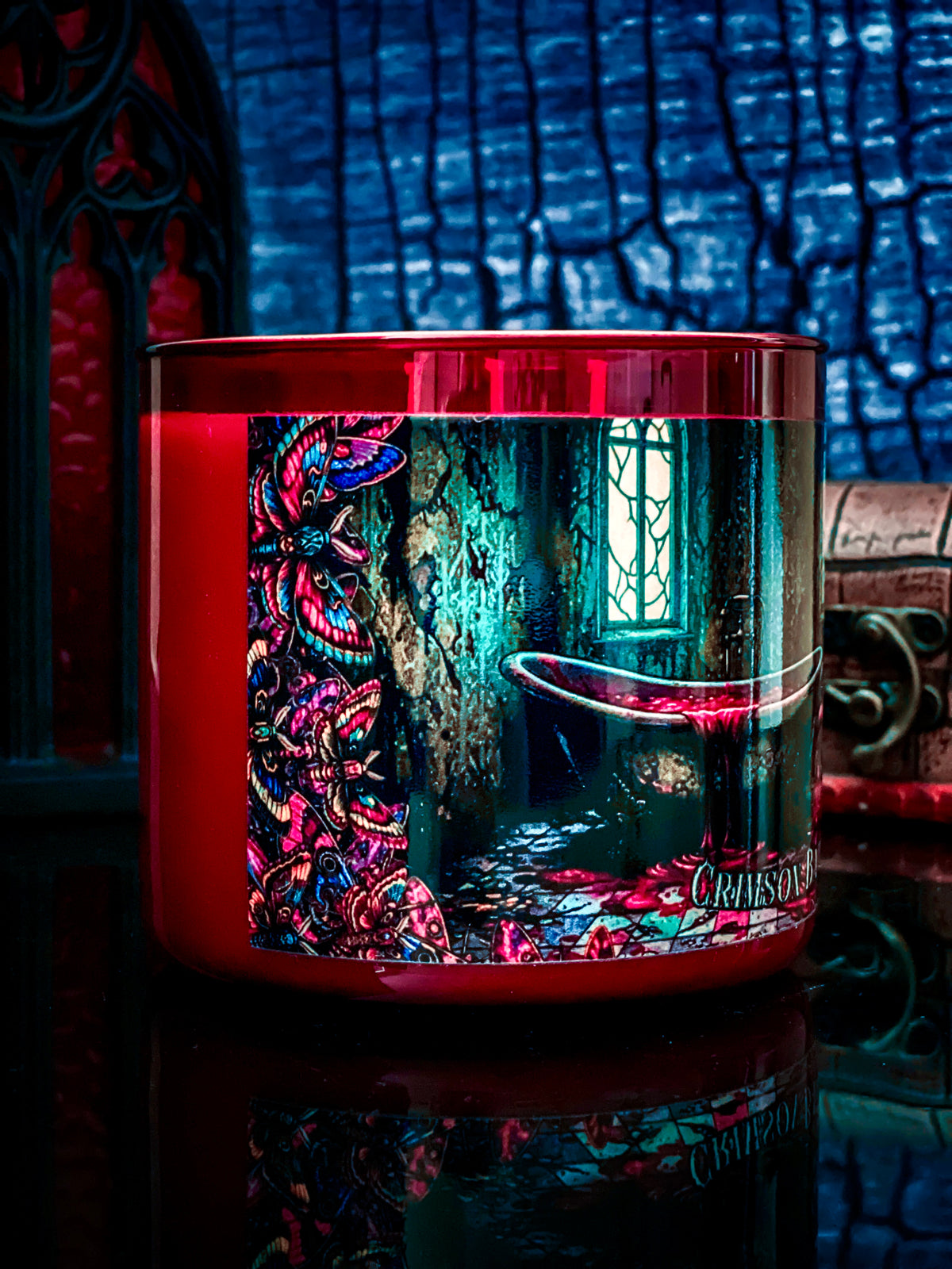 Crimson Bath | An Atmospheric Gothic Candle